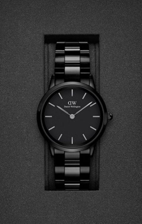 Daniel Wellington Mens Black Iconic Link Ceramic Watch Dw00100414